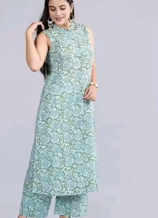 Stylish Rayon Printed sleeveles Kurta With Palazzos Set For Women3 - View 3